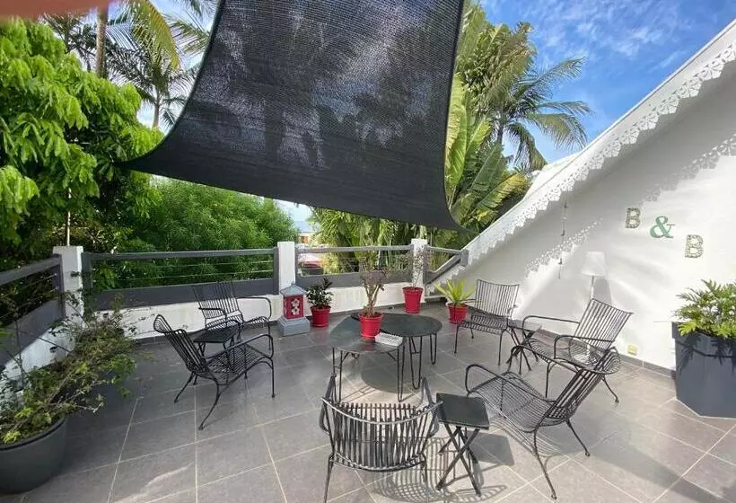 تختخواب و صبحانه Villa Oté