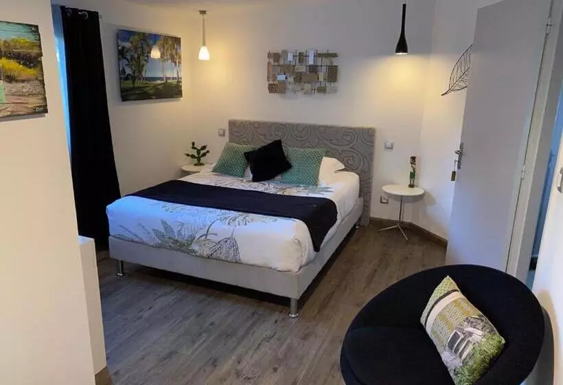 تختخواب و صبحانه Villa Oté