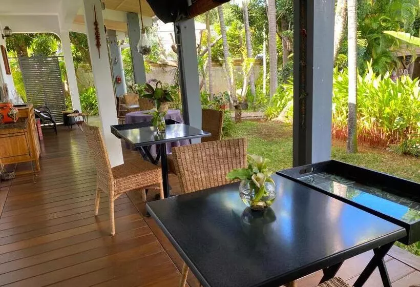 تختخواب و صبحانه Villa Oté