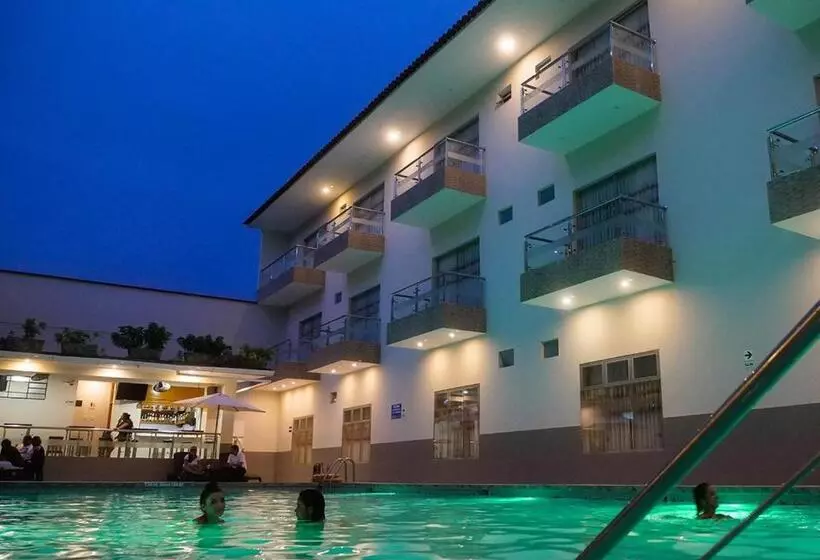 ホテル águila Dorada Selva