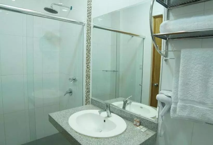 ホテル águila Dorada Selva