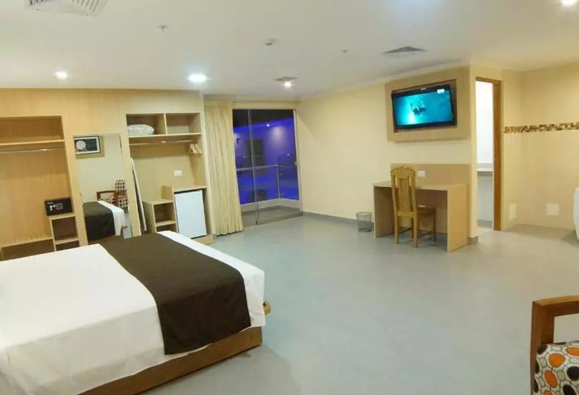 ホテル águila Dorada Selva