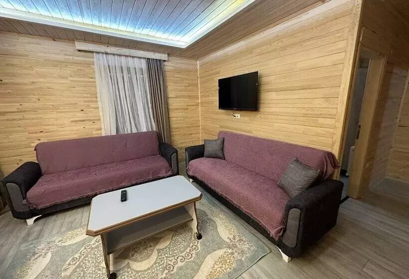 هتل Haros Suite