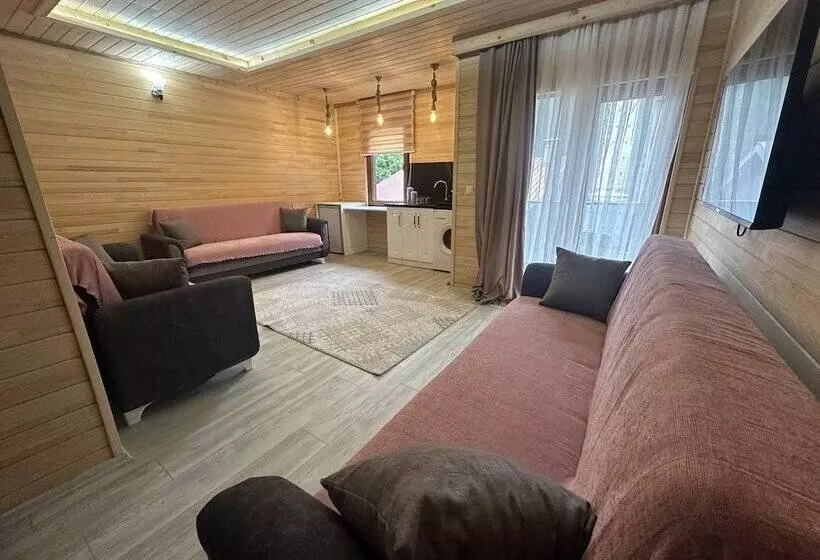 هتل Haros Suite