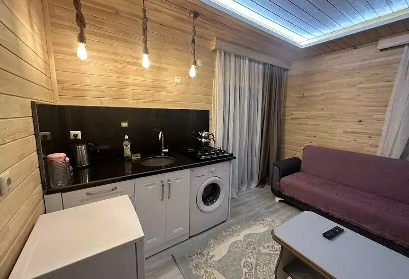 هتل Haros Suite