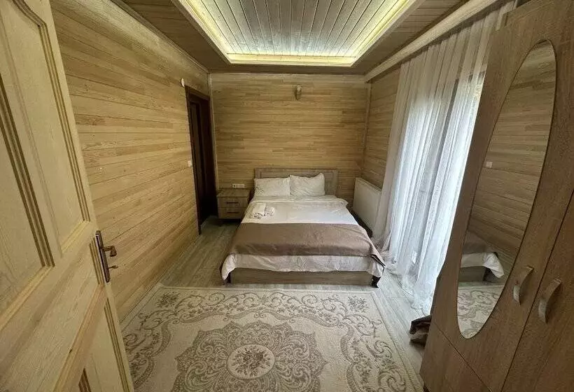 هتل Haros Suite