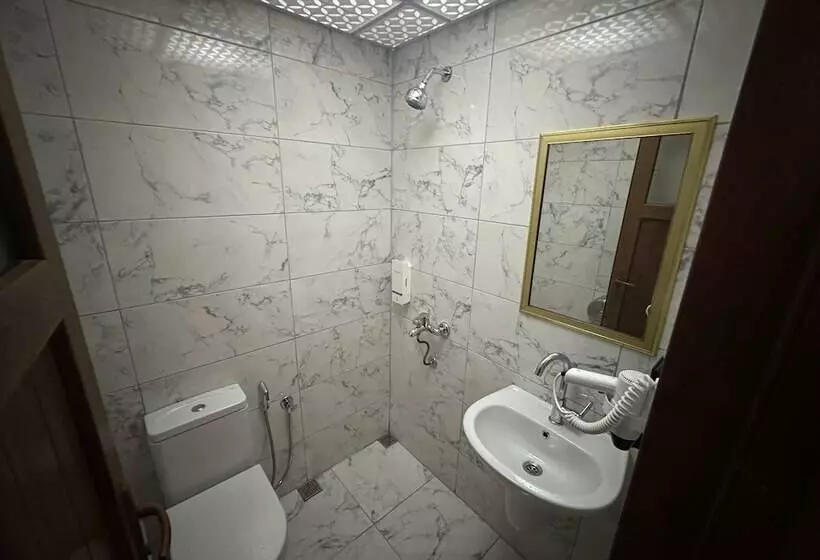 هتل Haros Suite