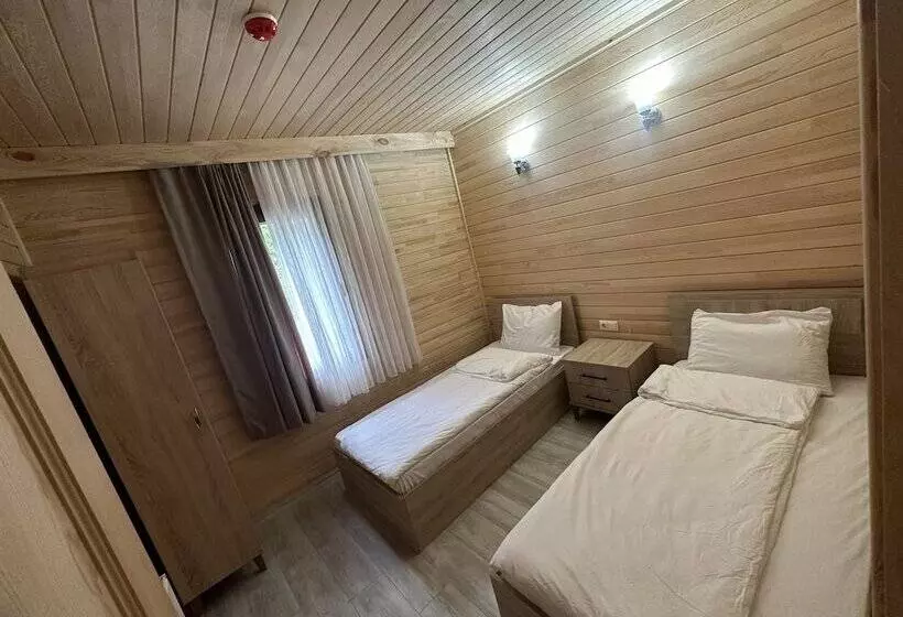 هتل Haros Suite