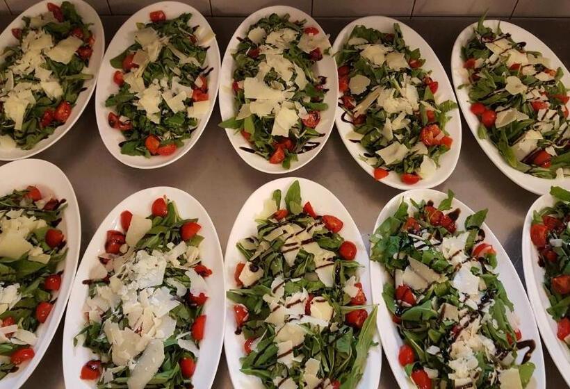 هتل Sarajet E Pashait 2