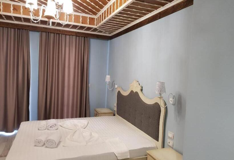 هتل Sarajet E Pashait 2