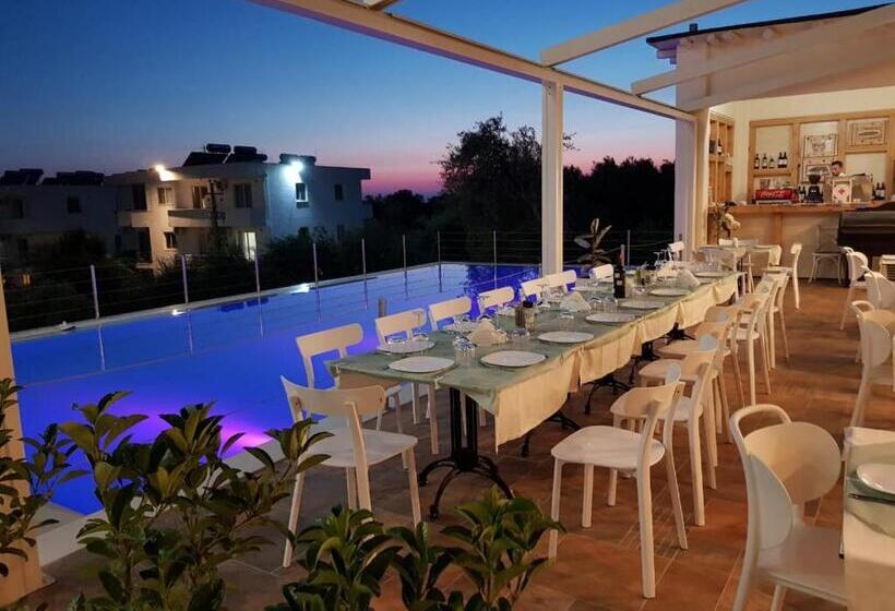 هتل Sarajet E Pashait 2