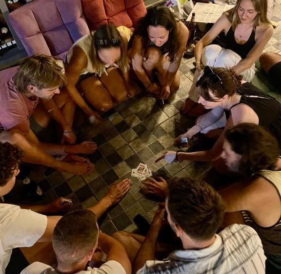 Sunrise Riverside Pool Hostel