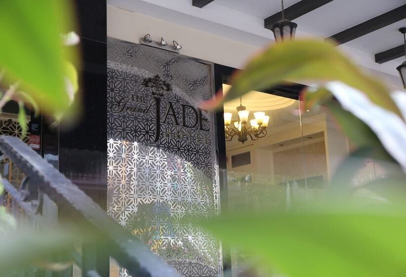 Hotel The Grand Jade