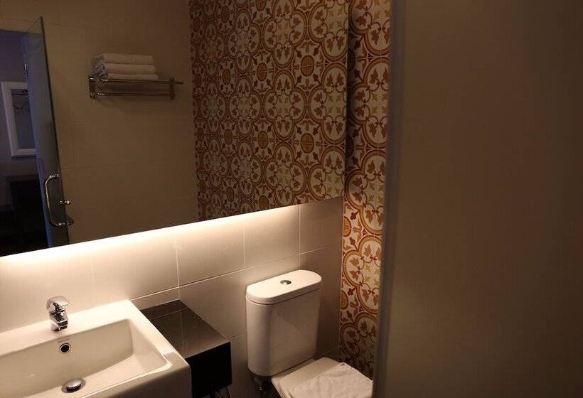 Hotel The Grand Jade