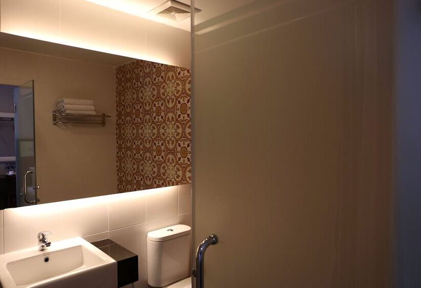 Hotel The Grand Jade