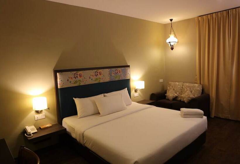 Hotel The Grand Jade