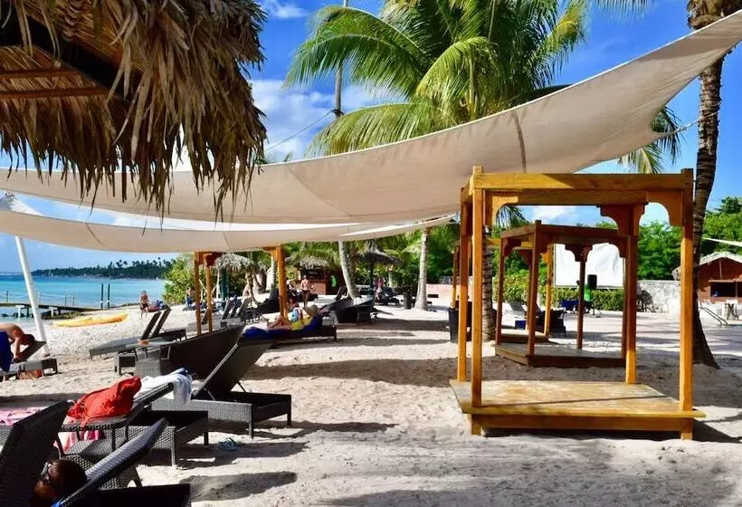 Apartaments At Cadaques Caribe