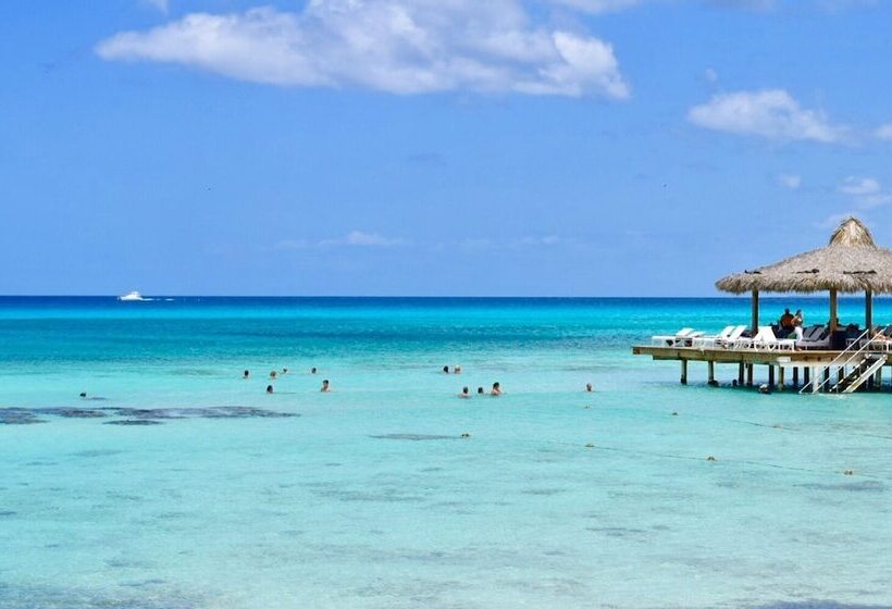 Apartaments At Cadaques Caribe