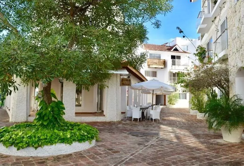 Apartaments At Cadaques Caribe