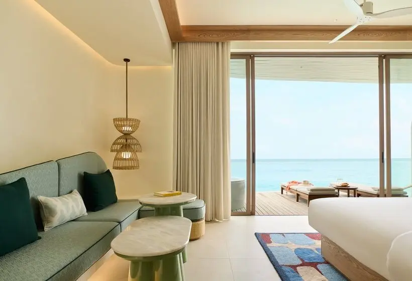استراحتگاه Centara Grand Lagoon Maldives