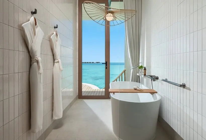 استراحتگاه Centara Grand Lagoon Maldives