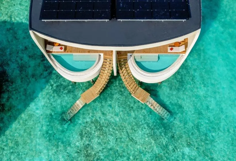 استراحتگاه Centara Grand Lagoon Maldives