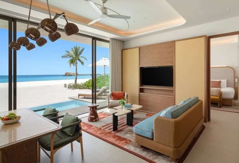 استراحتگاه Centara Grand Lagoon Maldives