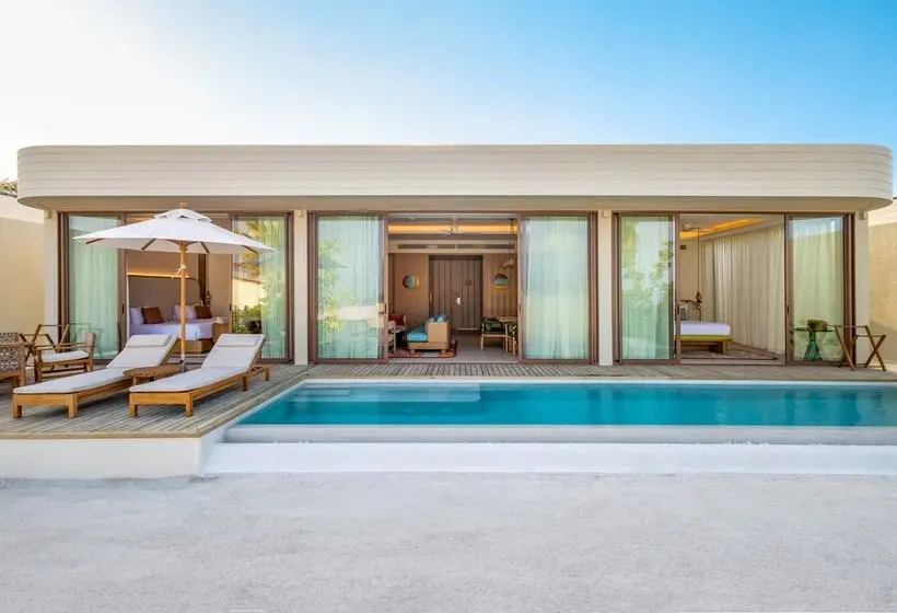 استراحتگاه Centara Grand Lagoon Maldives