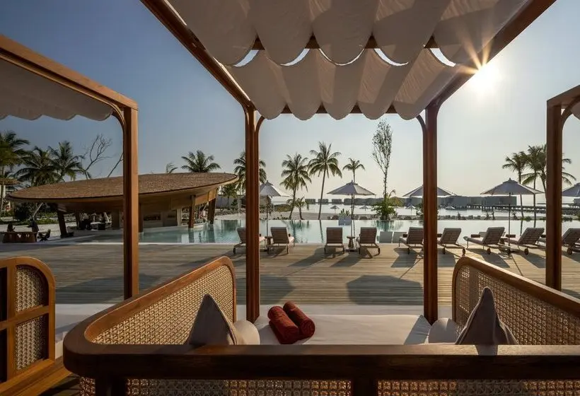 استراحتگاه Centara Grand Lagoon Maldives