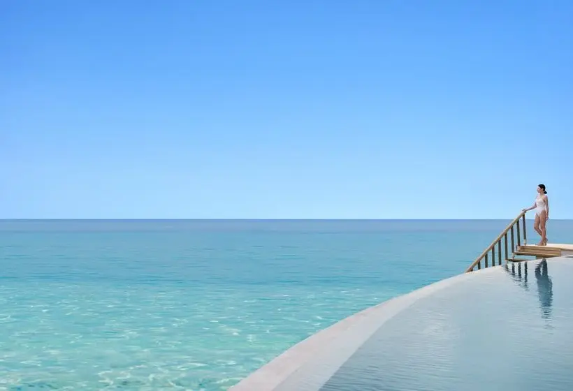 استراحتگاه Centara Grand Lagoon Maldives