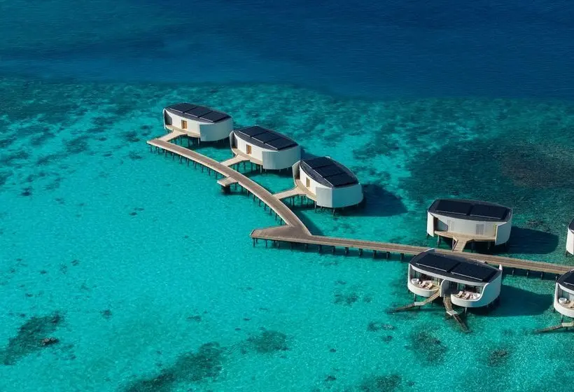 استراحتگاه Centara Grand Lagoon Maldives
