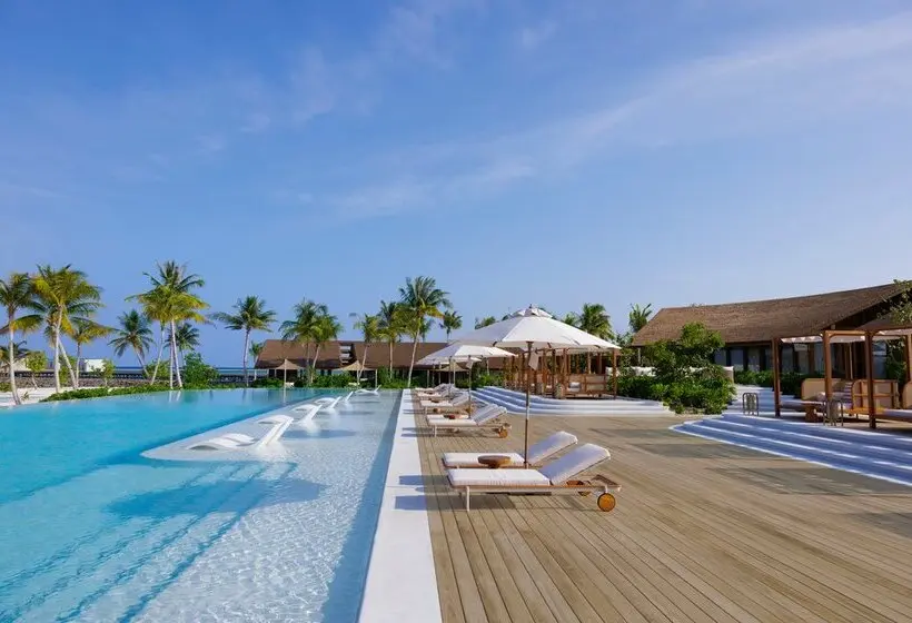 استراحتگاه Centara Grand Lagoon Maldives