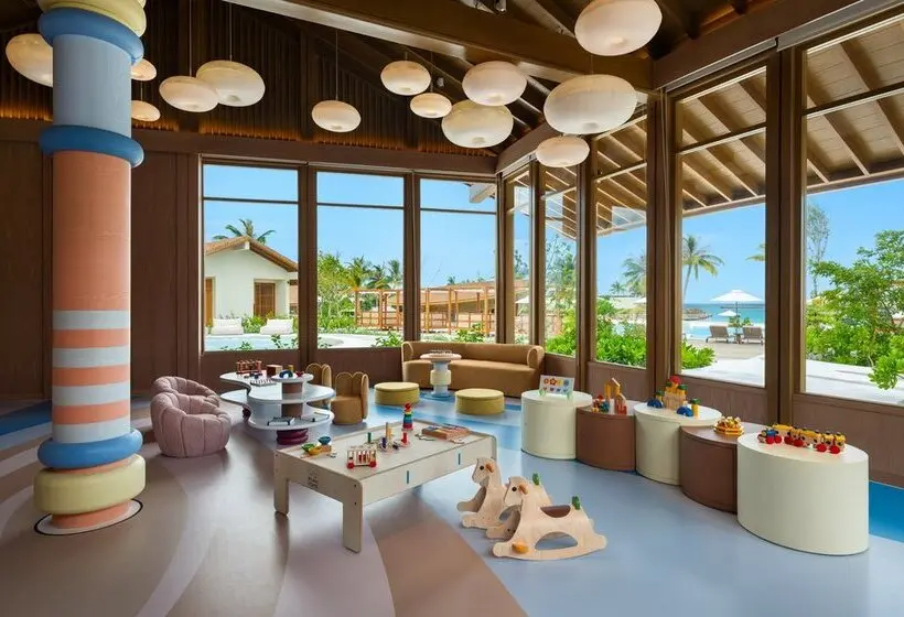 استراحتگاه Centara Grand Lagoon Maldives