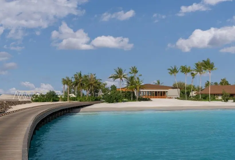 استراحتگاه Centara Grand Lagoon Maldives