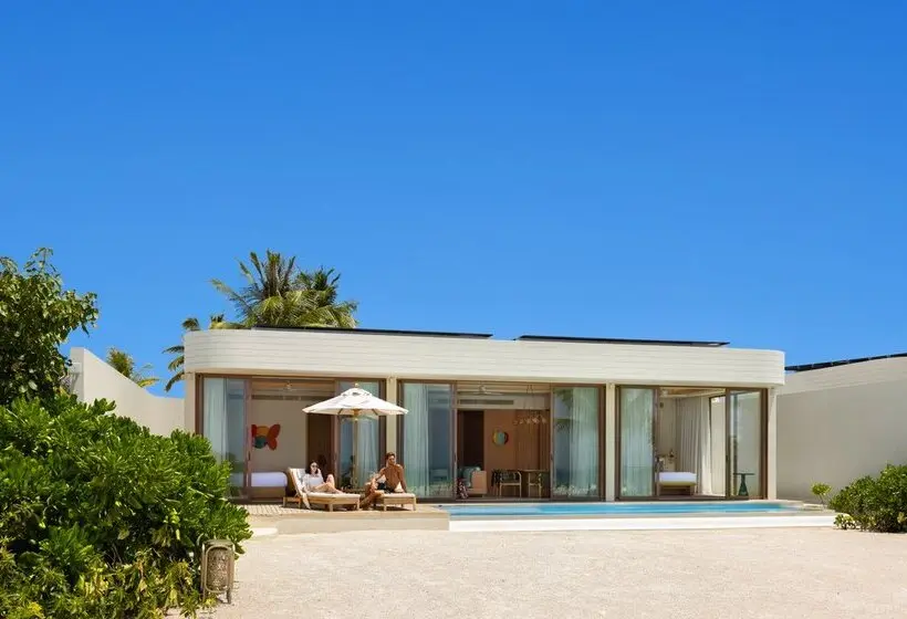 استراحتگاه Centara Grand Lagoon Maldives
