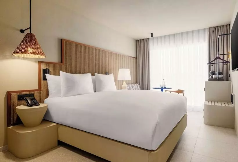 Amarello Hotel Praia Santo Andre, Tapestry Collection Hilton