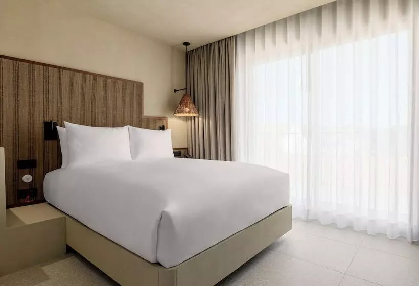 Amarello Hotel Praia Santo Andre, Tapestry Collection Hilton