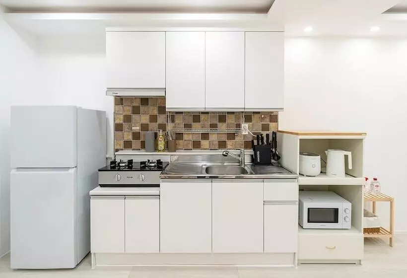 Gapyeong Daengdaengi Dog Pension Silver