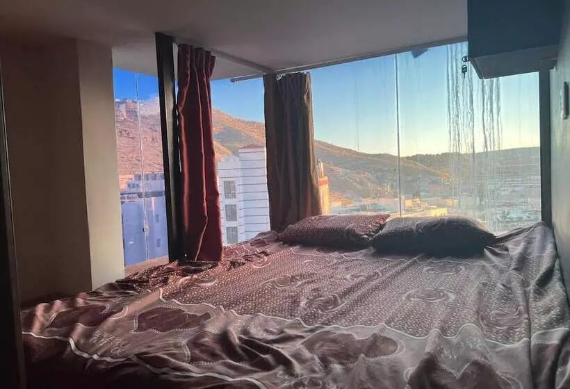 هتل کپسول Petra Inbox Hostel