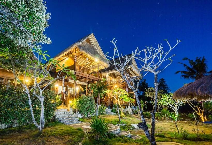 בית מלון כפרי The Dafish Ceningan