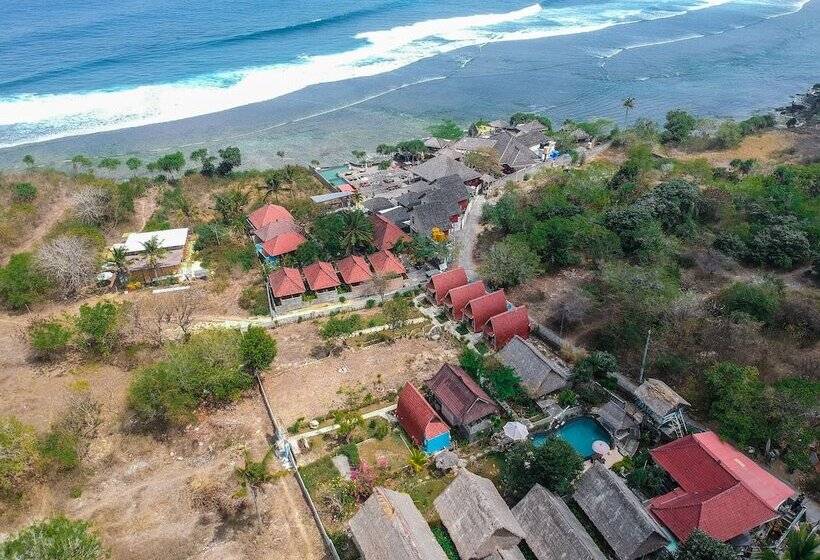 בית מלון כפרי The Dafish Ceningan