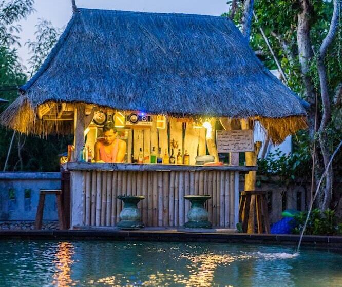 בית מלון כפרי The Dafish Ceningan