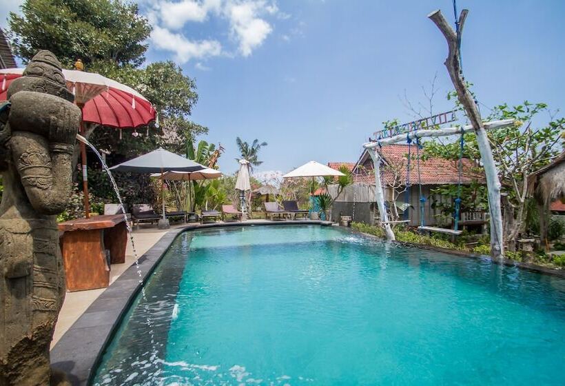 בית מלון כפרי The Dafish Ceningan