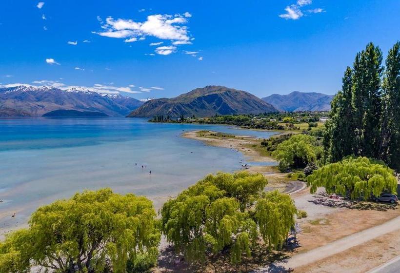 An Alpine Lodge For Sharing