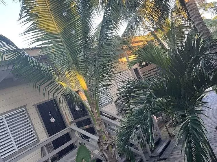 Hotelli Dreamcabanas