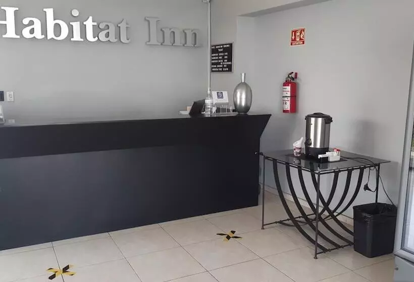 ホテル Habitat Inn