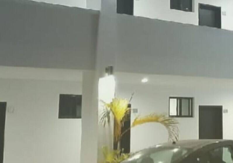 فندق Habitat Inn