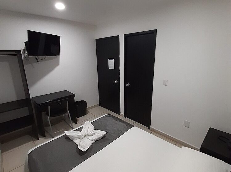 فندق Habitat Inn