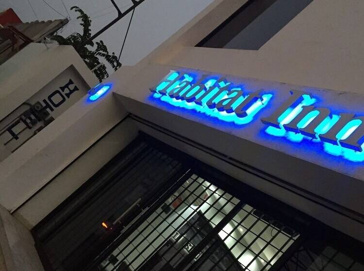 فندق Habitat Inn