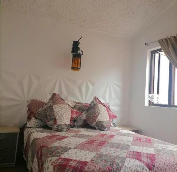 Отель Villa Suite Emanuel